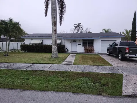 690 NW 19th Street Homestead FL 33030