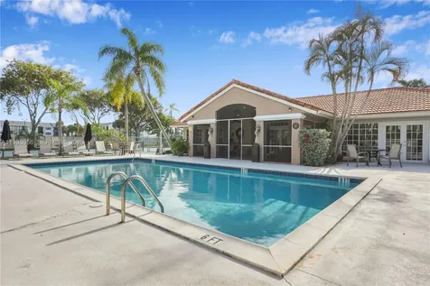 614 Executive Center Drive West Palm Beach FL 33401