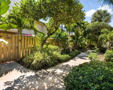 614 Executive Center Drive West Palm Beach FL 33401