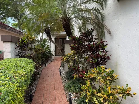 17321 NW 63rd Avenue Hialeah FL 33015
