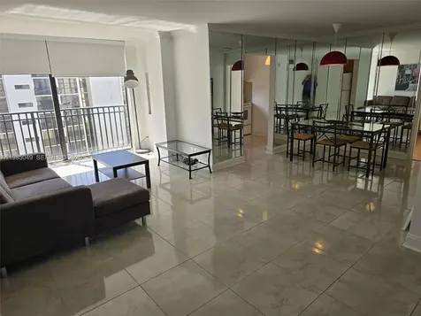 16919 N Bay Road Sunny Isles Beach FL 33160