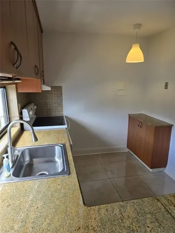 16919 N Bay Road Sunny Isles Beach FL 33160