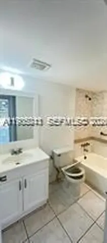 16950 W Dixie Highway A128 Highway North Miami Beach FL 33160