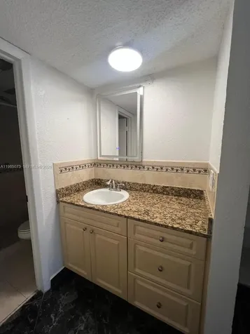 1900 W 68th Street Hialeah FL 33014