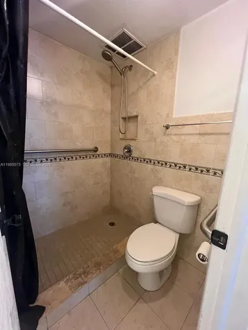 1900 W 68th Street Hialeah FL 33014