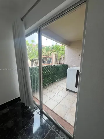 1900 W 68th Street Hialeah FL 33014