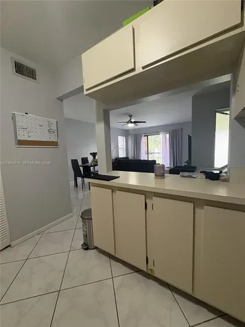 718 Sunny Pine Way Green Acres FL 33415