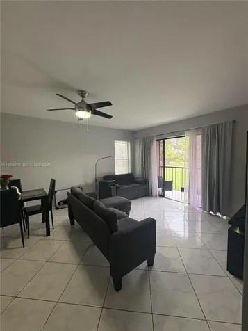 718 Sunny Pine Way Green Acres FL 33415
