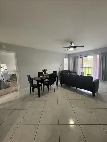 718 Sunny Pine Way Green Acres FL 33415