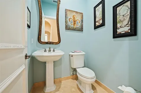 12821 Kapok Lane Davie FL 33330