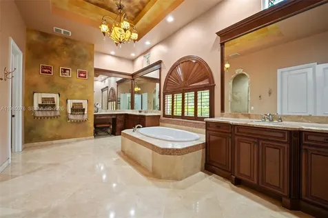 12821 Kapok Lane Davie FL 33330