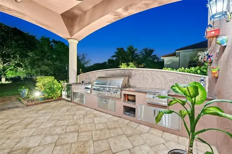 12821 Kapok Lane Davie FL 33330