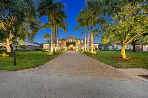12821 Kapok Lane Davie FL 33330