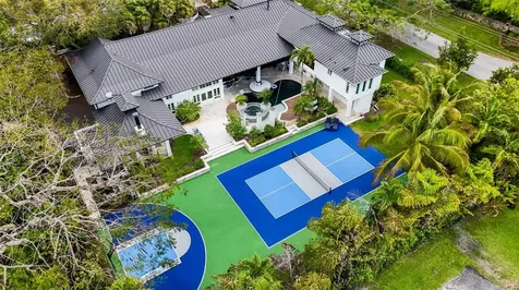 6700 SW 132nd Street Pinecrest FL 33156