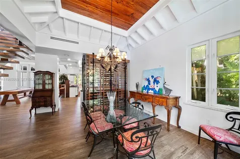 6700 SW 132nd Street Pinecrest FL 33156