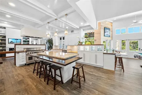 6700 SW 132nd Street Pinecrest FL 33156