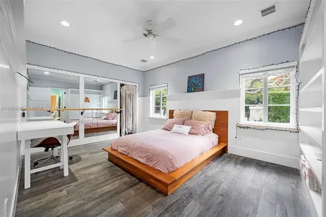 6700 SW 132nd Street Pinecrest FL 33156