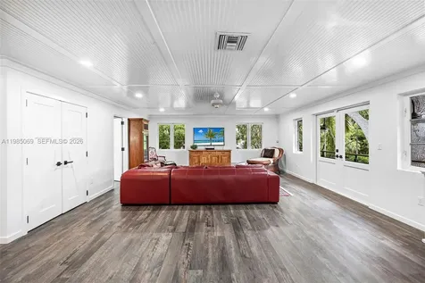 6700 SW 132nd Street Pinecrest FL 33156