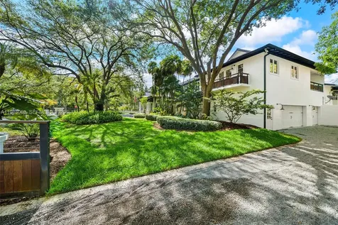 6700 SW 132nd Street Pinecrest FL 33156