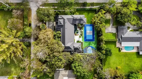 6700 SW 132nd Street Pinecrest FL 33156