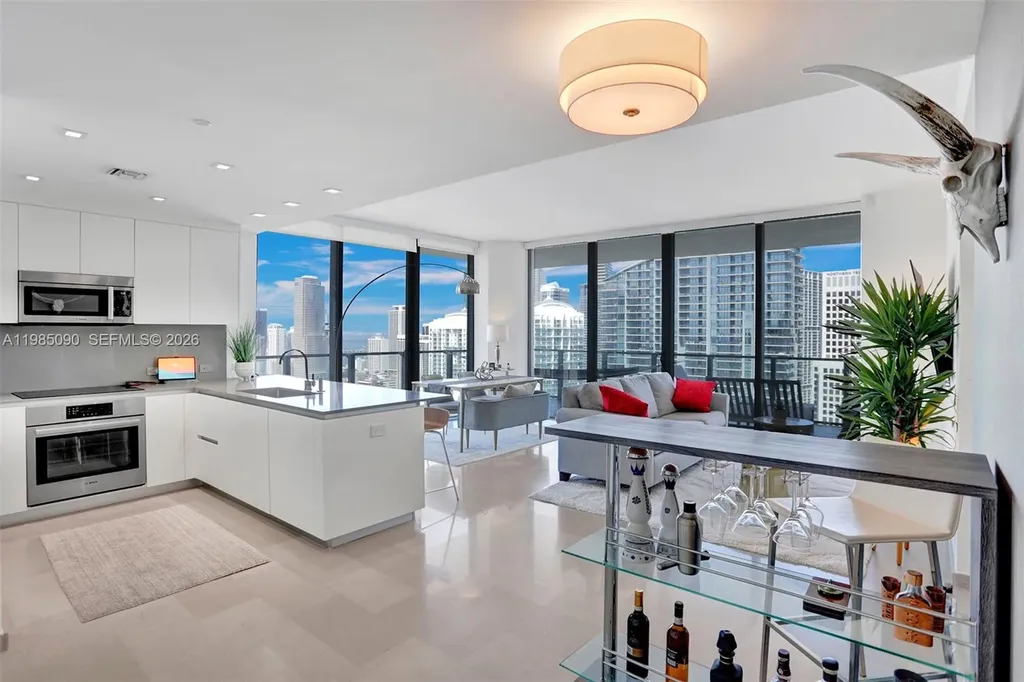 88 SW 7th Street Miami FL 33130