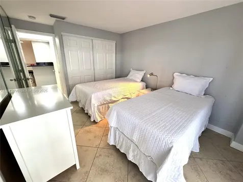 9195 Collins Avenue Surfside FL 33154