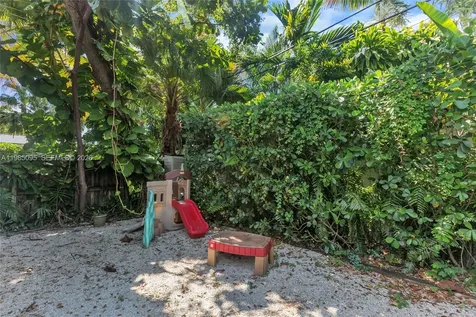 776 NE 74th Street Miami FL 33138