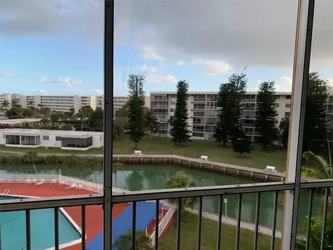 2859 Leonard Drive Aventura FL 33160