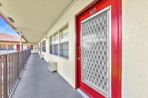 13500 SW 1st Street Pembroke Pines FL 33027