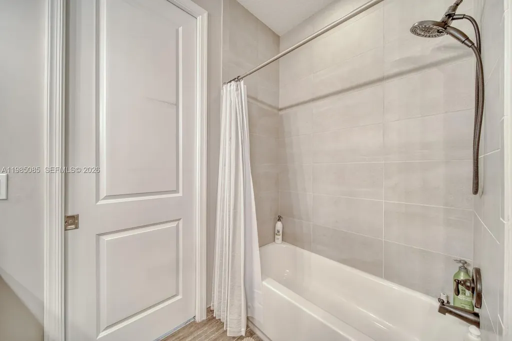 6114 Yerba Buena Court Lake Worth FL 33467