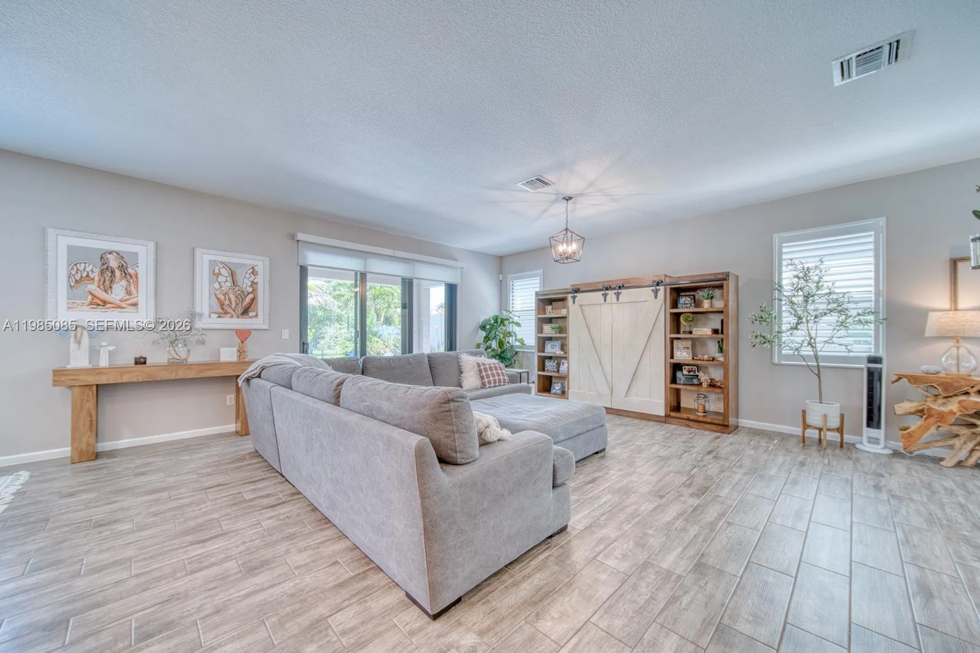 6114 Yerba Buena Court Lake Worth FL 33467