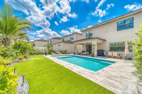 6114 Yerba Buena Court Lake Worth FL 33467