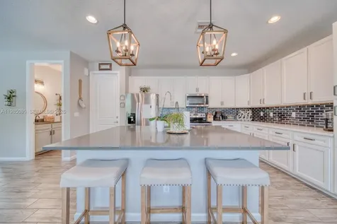 6114 Yerba Buena Court Lake Worth FL 33467