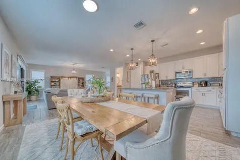 6114 Yerba Buena Court Lake Worth FL 33467