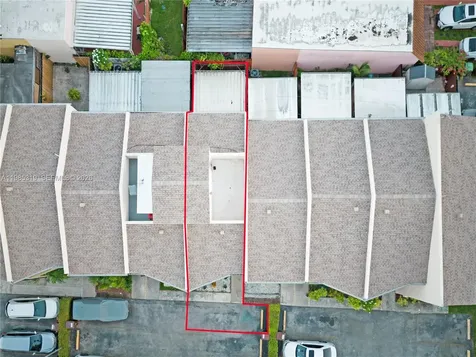 1758 W 58th Street Hialeah FL 33012