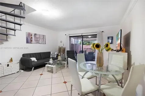 1758 W 58th Street Hialeah FL 33012