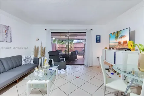 1758 W 58th Street Hialeah FL 33012