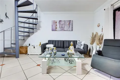 1758 W 58th Street Hialeah FL 33012