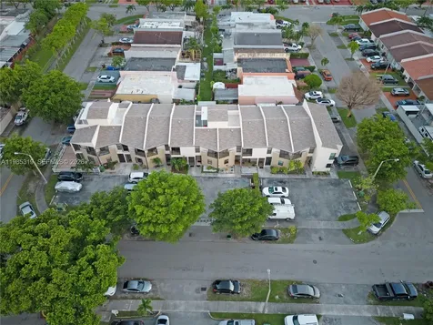 1758 W 58th Street Hialeah FL 33012