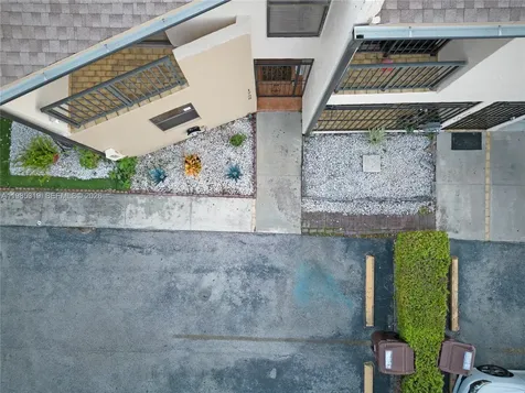 1758 W 58th Street Hialeah FL 33012
