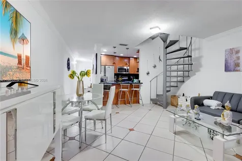 1758 W 58th Street Hialeah FL 33012