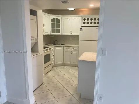 8321 NW 7th Street Miami FL 33126