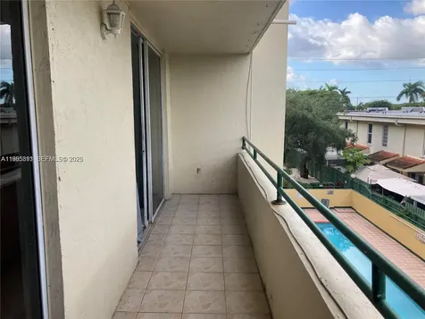 8321 NW 7th Street Miami FL 33126