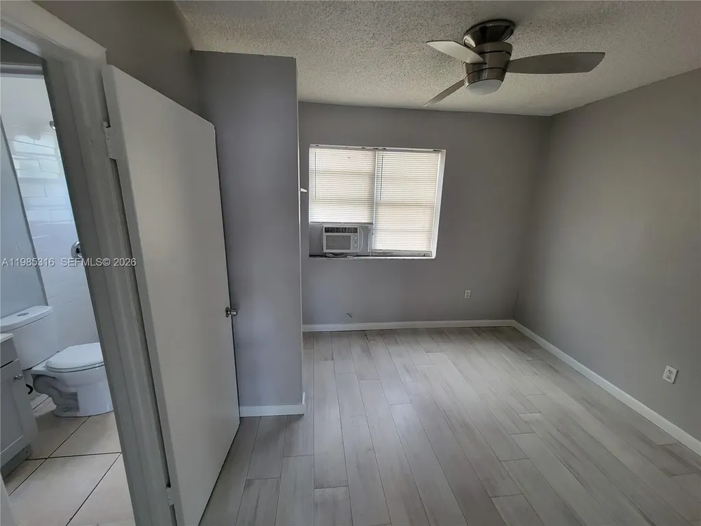 1720 NW 1st Place Miami FL 33136