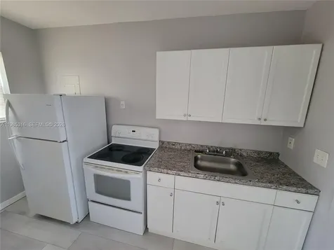 1720 NW 1st Place Miami FL 33136