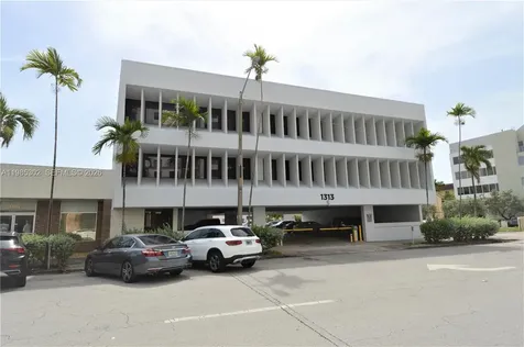 1313 Ponce De Leon Boulevard Coral Gables FL 33134