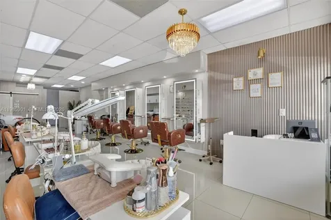 Full Service Beauty Salon On 8 Street Miami FL 33184