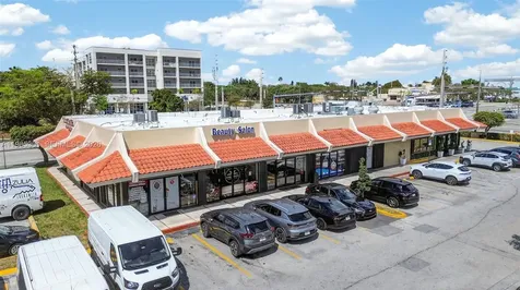 Full Service Beauty Salon On 8 Street Miami FL 33184