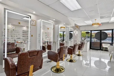Full Service Beauty Salon On 8 Street Miami FL 33184