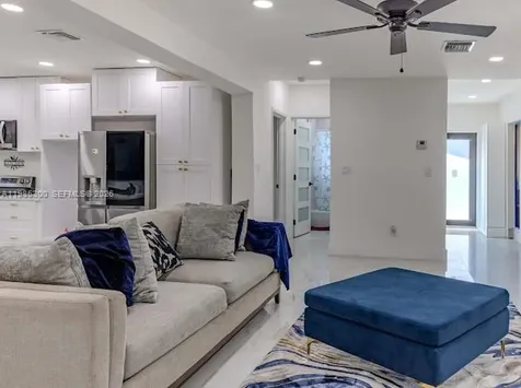 666 NE 164th Terrace Miami FL 33162